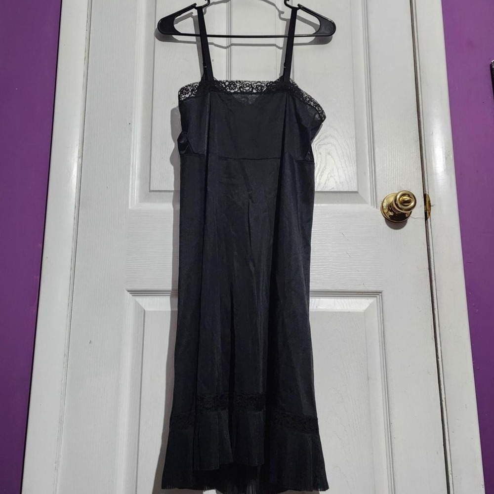Vintage Black Lace Ruffle Slip - Picture 2 of 7